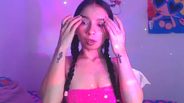 jhoanitahot online show from 13, 4, 2026