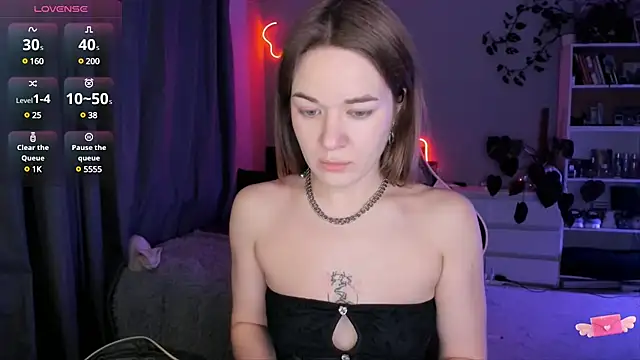 Snapshot of ami_amour_ chatting on 19, 2, 2025 ami amour online show from 19, 2, 2025