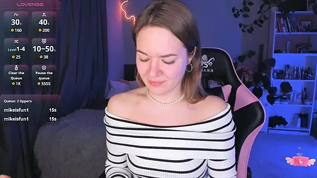 Snapshot of ami_amour_ chatting on 22, 3, 2025 ami amour online show from 22, 3, 2025