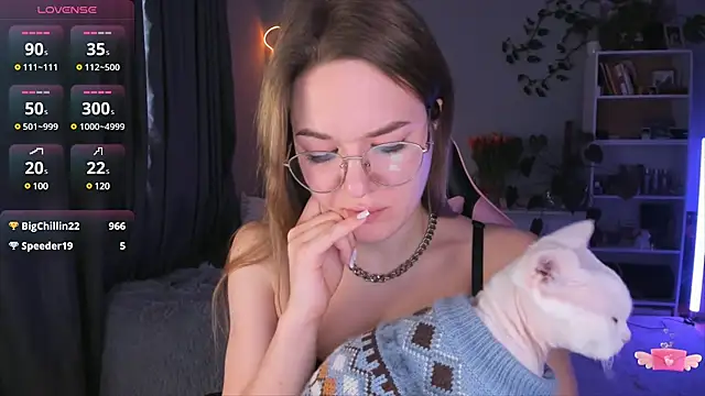 Snapshot of ami_amour_ chatting on 6, 2, 2025 ami amour online show from 6, 2, 2025