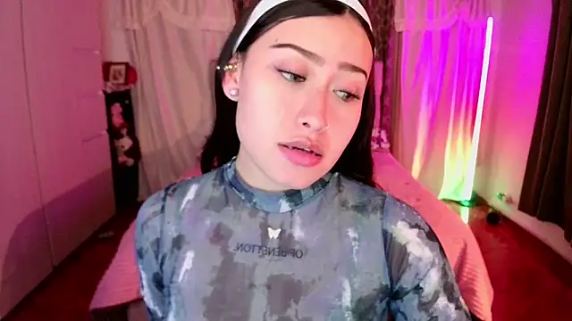 Emilyswan04 online show from 17, 1, 2026