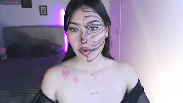 Emilyswan04 online show from 31, 10, 2025