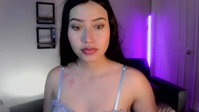 Emilyswan04 online show from 15, 2, 2025