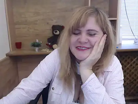 DaniellaKiss online show from 21, 12, 2025