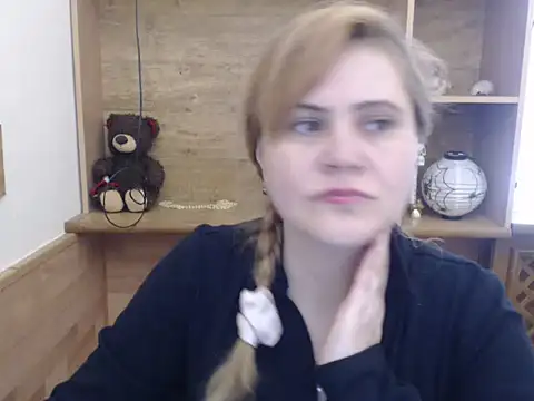 DaniellaKiss online show from 24, 4, 2026