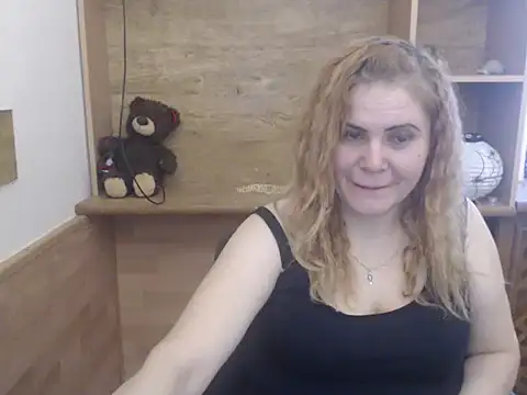 DaniellaKiss online show from 14, 4, 2026