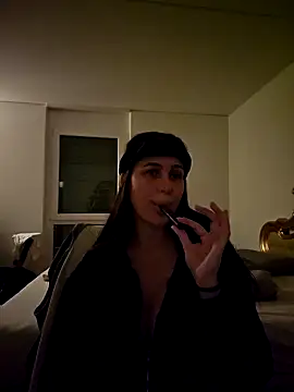 Liilii22 online show from 31, 1, 2025