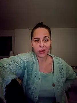 Liilii22 online show from 28, 1, 2025