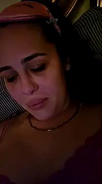 Liilii22 online show from 3, 1, 2025