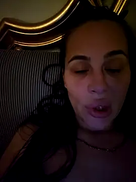 Liilii22 online show from 6, 2, 2025