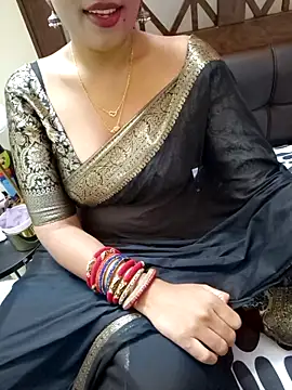 Snapshot of Roja-Telugu777 chatting on 5, 11, 2025 Roja-Telugu777 online show from 5, 11, 2025