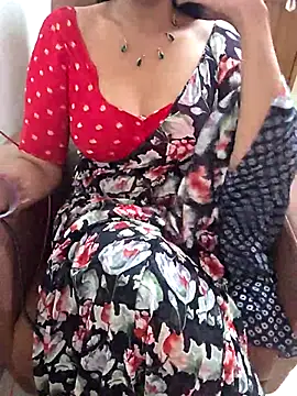 Snapshot of Roja-Telugu777 chatting on 19, 7, 2026 Roja-Telugu777 online show from 19, 7, 2026