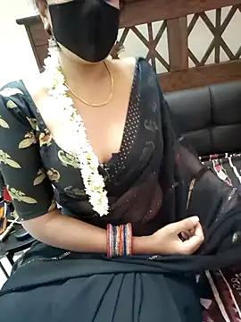 Snapshot of Roja-Telugu777 chatting on 27, 9, 2025 Roja-Telugu777 online show from 27, 9, 2025