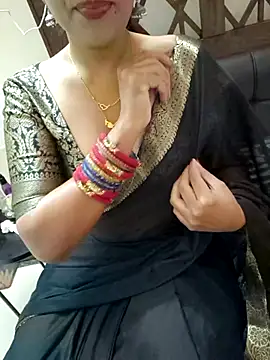 Snapshot of Roja-Telugu777 chatting on 5, 11, 2025 Roja-Telugu777 online show from 5, 11, 2025