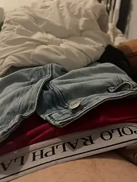 pignoufe online show from 9, 3, 2026