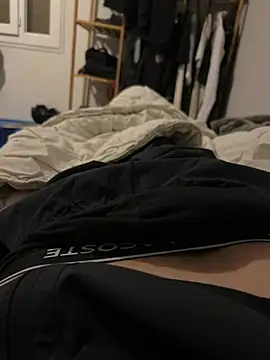 pignoufe online show from 10, 4, 2026