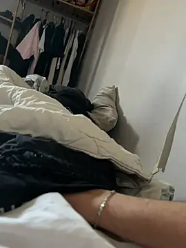 pignoufe online show from 24, 3, 2026