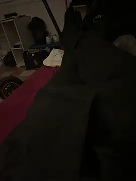 Snapshot of pignoufe chatting on 27, 2, 2026 pignoufe online show from 27, 2, 2026