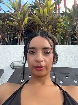 Laura fernandezII online show from 23, 6, 2026