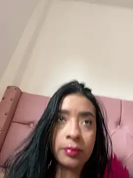 Snapshot of Laura_fernandezII chatting on 13, 3, 2025 Laura fernandezII online show from 13, 3, 2025