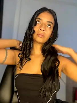 Snapshot of Laura_fernandezII chatting on 16, 10, 2025 Laura fernandezII online show from 16, 10, 2025