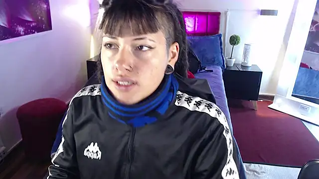  sharlotte777 online show from 18, 3, 2025