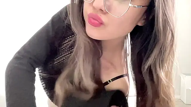 Risalynn online show from 16, 2, 2025