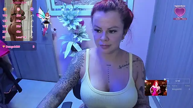 Snapshot of KAROL_MILF chatting on 13, 10, 2025 KAROL MILF online show from 13, 10, 2025