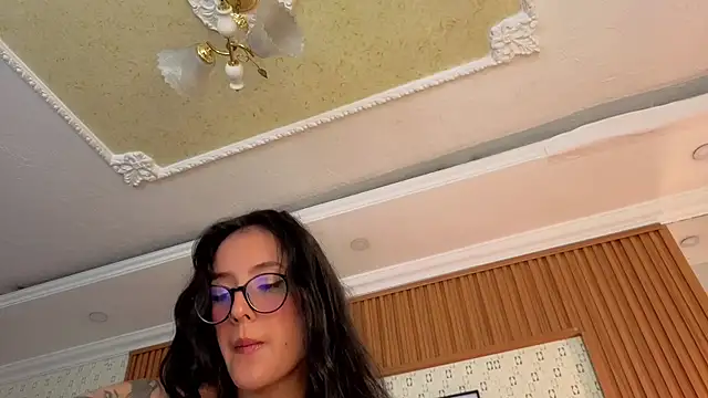 Princess Violett online show from 15, 4, 2026