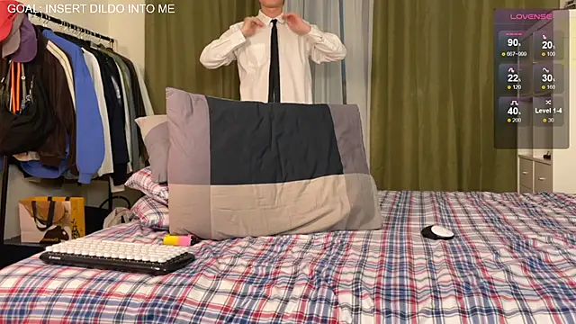 Snapshot of vlad_ggvldd chatting on 13, 10, 2025 vlad ggvldd online show from 13, 10, 2025