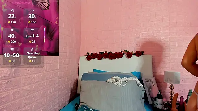 LYAA COLLINS  online show from 8, 1, 2026