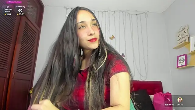 Snapshot of juliieta_love chatting on 7, 12, 2024 juliieta love online show from 7, 12, 2024