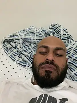 islandvybee55 online show from 1, 3, 2025