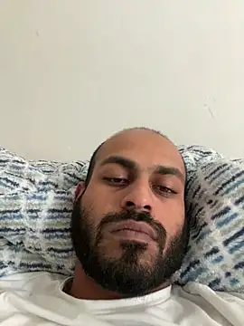 islandvybee55 online show from 11, 1, 2025