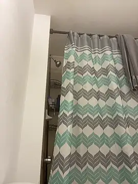 islandvybee55 online show from 2, 3, 2025