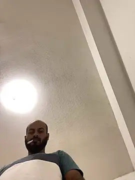 islandvybee55 online show from 6, 1, 2025