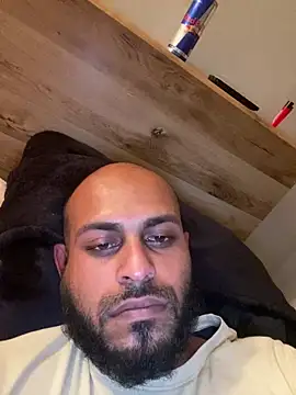 islandvybee55 online show from 6, 3, 2026