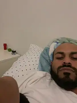 islandvybee55 online show from 2, 2, 2025