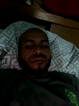 islandvybee55 online show from 31, 10, 2025