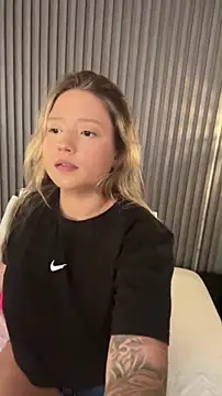 MiaPetit  online show from 31, 3, 2026