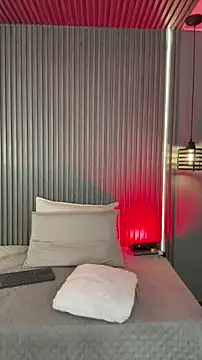 MiaPetit  online show from 3, 3, 2026