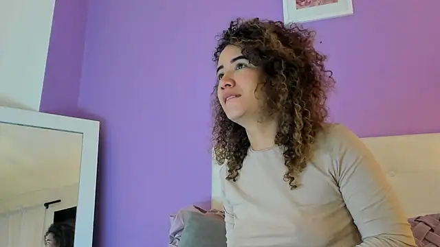 Snapshot of Charlotte11-11 chatting on 5, 10, 2025 Charlotte11-11 online show from 5, 10, 2025