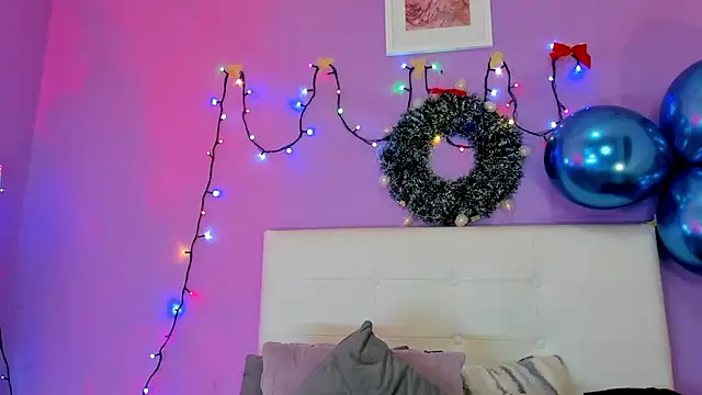 Charlotte11-11 online show from 21, 12, 2025