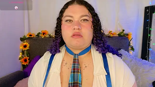 lunitaa0 online show from 11, 1, 2026