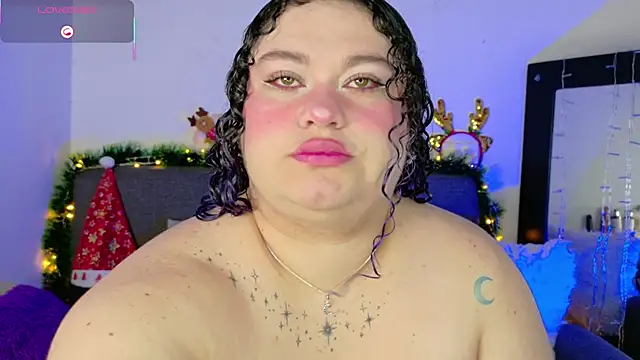 lunitaa0 online show from 3, 12, 2025