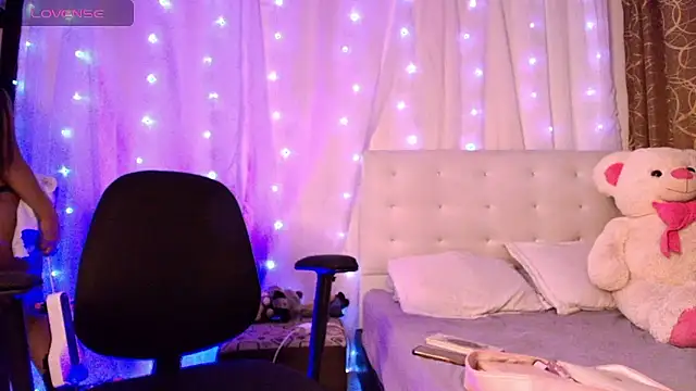 ivonjoness online show from 7, 1, 2026