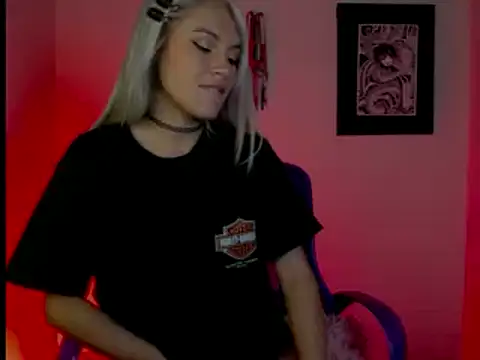 Snapshot of kim_jeins11 chatting on 12, 1, 2025 kim jeins11 online show from 12, 1, 2025