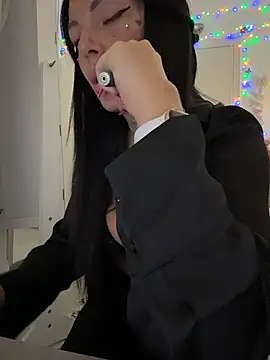 cicciolina online show from 16, 12, 2025