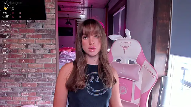 Snapshot of aesthetics__tease chatting on 22, 9, 2025 aesthetics tease online show from 22, 9, 2025