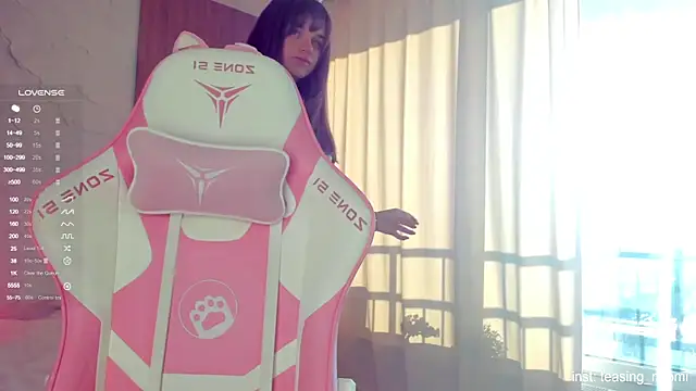 Snapshot of aesthetics__tease chatting on 16, 11, 2025 aesthetics tease online show from 16, 11, 2025